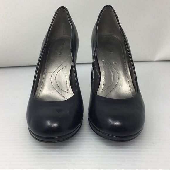 Tahari Colette Pump (B7) - Picture 3 of 7